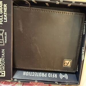 Steve Madden Full Grain Leather Wallet - Black